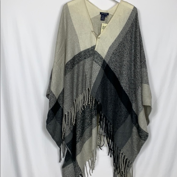 Max Edition Sweaters - NWT Max Edition 100% acrylic wrap. One size